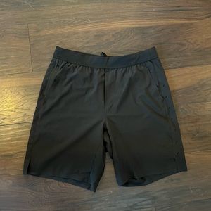 Ten Thousand Interval Shorts Large Black 9in